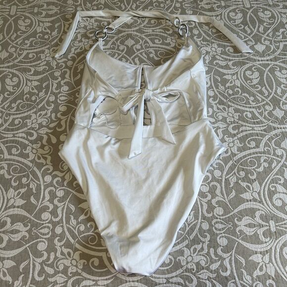 Trina Turk Swimsuit Women 8 White Monaco Scoop Neck Cutout Ring Halter One Piece - Picture 4 of 13